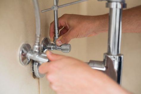 Chi Phí Sửa Ống Nước Quận 10 - Báo Giá Mới Nhất! 
