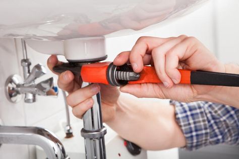 Thợ Sửa Ống Nước Quận 10 – Dịch Vụ Nhanh - Uy Tín - 24/7 Có Mặt Sau 30 Phút!