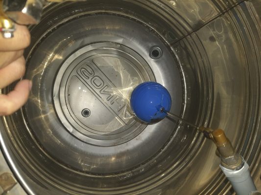 Báo Giá Dịch Vụ Vệ Sinh Bồn Nước Tại TPHCM 
