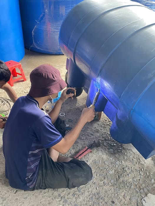 Thợ Sửa Bồn Nước Bị Tràn Tại Quận Tân Bình 