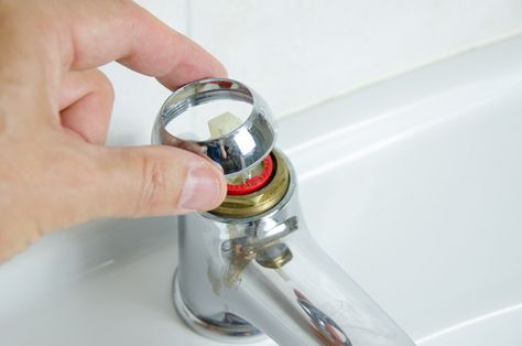 Dịch Vụ Sửa Vòi Nước Tại Quận Tân Phú - Chuyên Nghiệp, Có Mặt Sau 30 Phút!