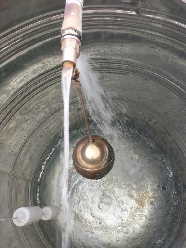 Dịch Vụ Thay Phao Bồn Nước Tại Nhà TPHCM Uy Tín - Nhanh Chóng, Chuyên Nghiệp