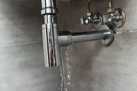 Sửa Ống Nước Tại Nhà Quận 4 - Uy Tín – Nhanh Chóng – Giá Rẻ 24/7