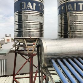 Thợ Sửa Máy Nước Nóng Năng Lượng Mặt Trời Tại Quận 10 - Uy Tín, Giá Rẻ