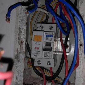 Thợ Sửa Điện Chập Tại Quận 3 Giá Rẻ - Uy Tín [Xử Lý Nhanh 15P]