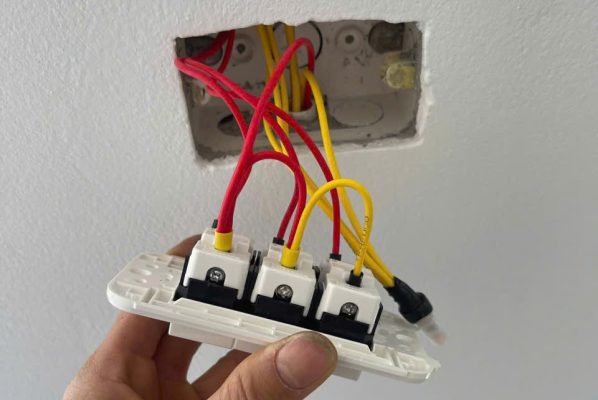 Thợ Sửa Điện Chập Tại Quận Phú Nhuận 24/7 – Uy Tín, Có Mặt Sau 15 Phút