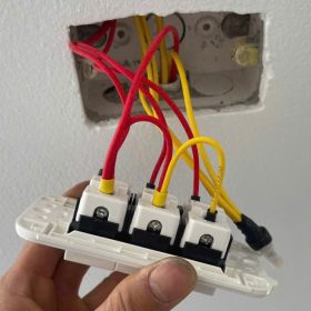 Thợ Sửa Điện Chập Tại Quận 3 Giá Rẻ - Uy Tín [Xử Lý Nhanh 15P]