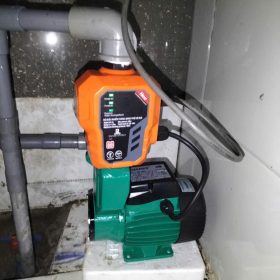 Lắp Đặt Máy Bơm Tăng Áp Điện Tử Tại Quận 4 | Uy Tín – Giá Tốt – Bảo Hành Dài Hạn