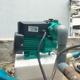 Lắp Đặt Máy Bơm Tăng Áp Điện Tử Tại Quận 9 | Uy Tín – Giá Tốt!